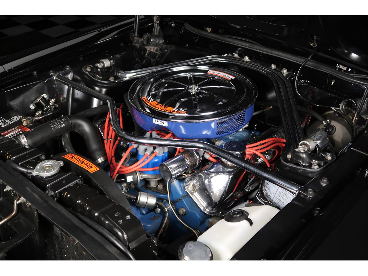 Ford-Mustang-1967-Raven-Black-Red-16