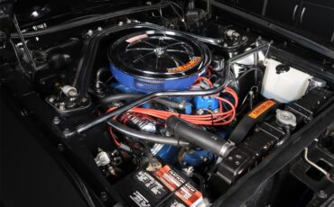 Ford-Mustang-1967-Raven-Black-Red-17