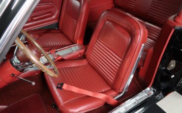 Ford-Mustang-1967-Raven-Black-Red-23