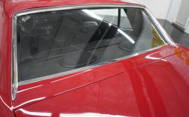 Ford-Mustang-1967-Red-Black-1