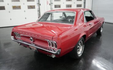 Ford-Mustang-1967-Red-Black-16