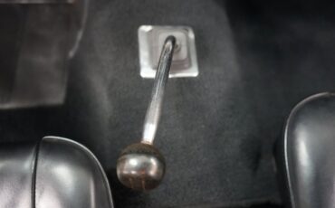 Ford-Mustang-1967-Red-Black-29