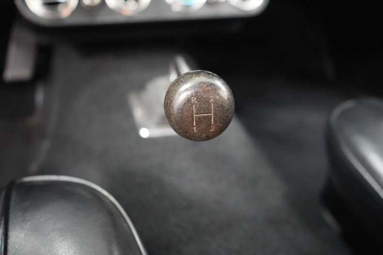 Ford-Mustang-1967-Red-Black-30