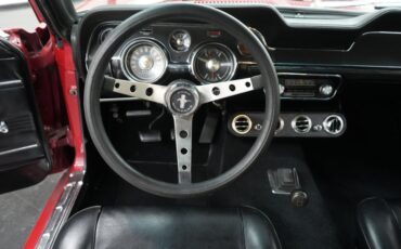 Ford-Mustang-1967-Red-Black-34