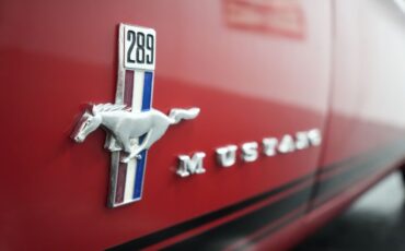 Ford-Mustang-1967-Red-Black-48