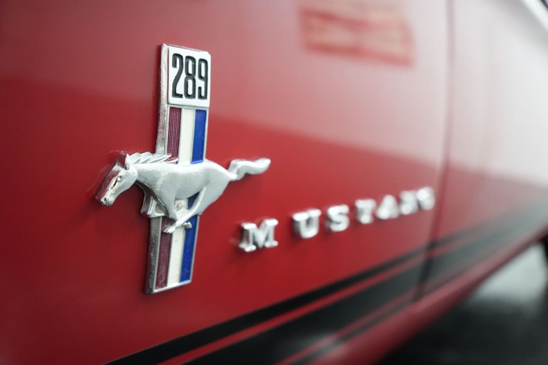 Ford-Mustang-1967-Red-Black-48