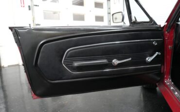 Ford-Mustang-1967-Red-Black-49