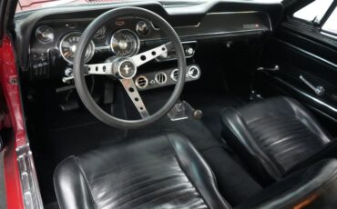 Ford-Mustang-1967-Red-Black-6