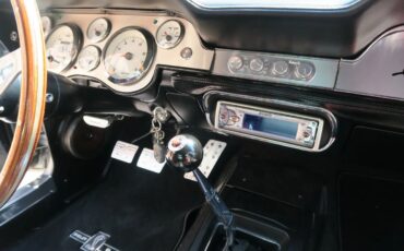 Ford-Mustang-1967-Silver-Black-8