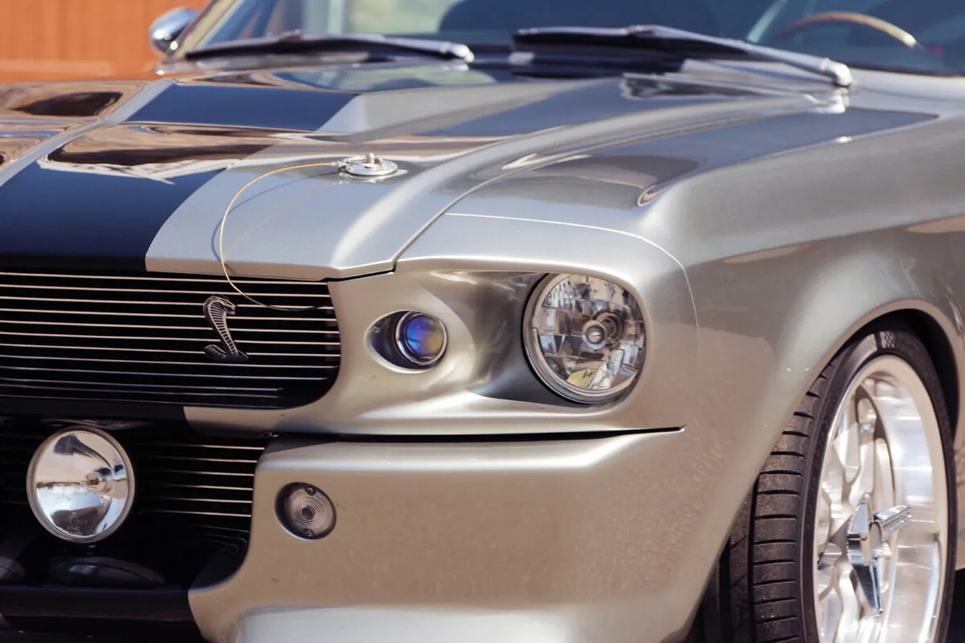 Ford-Mustang-1967-Silver-Black