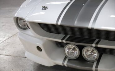 Ford-Mustang-1967-Wimbledon-White-Black-ampamp-Gray-12