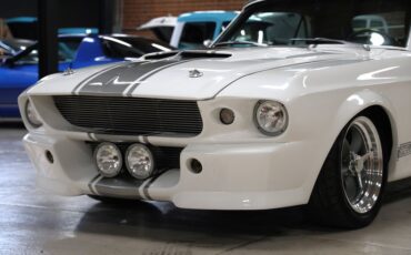 Ford-Mustang-1967-Wimbledon-White-Black-ampamp-Gray-15