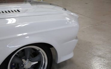 Ford-Mustang-1967-Wimbledon-White-Black-ampamp-Gray-20