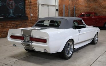 Ford-Mustang-1967-Wimbledon-White-Black-ampamp-Gray-32