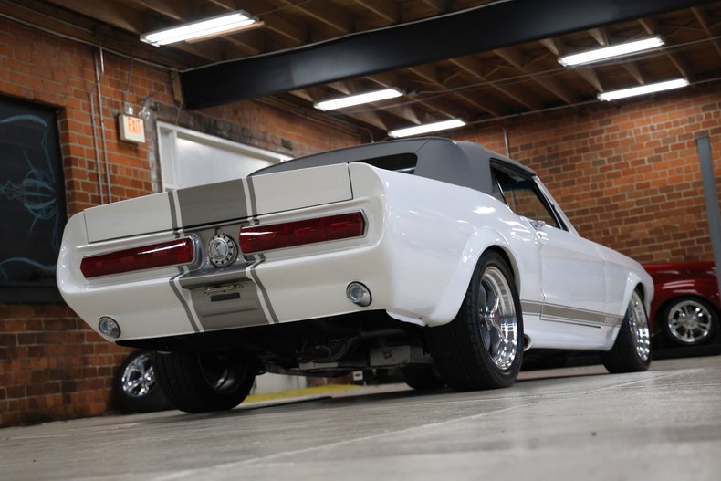 Ford-Mustang-1967-Wimbledon-White-Black-ampamp-Gray-33