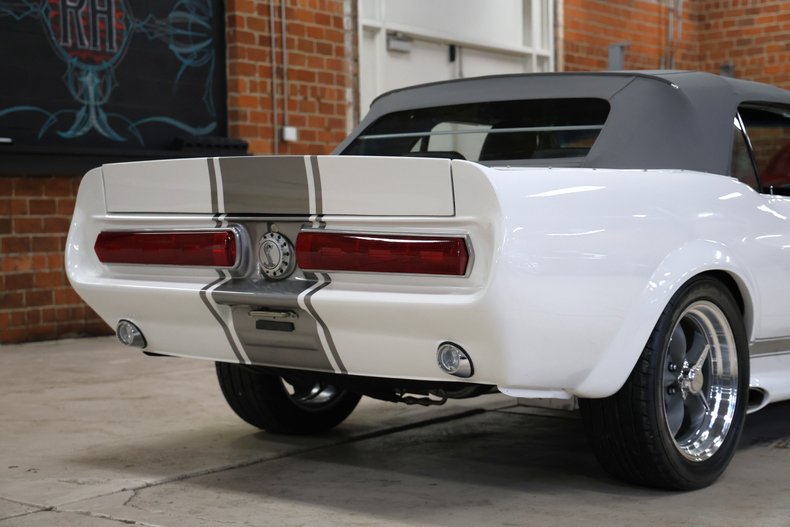 Ford-Mustang-1967-Wimbledon-White-Black-ampamp-Gray-36