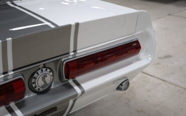 Ford-Mustang-1967-Wimbledon-White-Black-ampamp-Gray-37