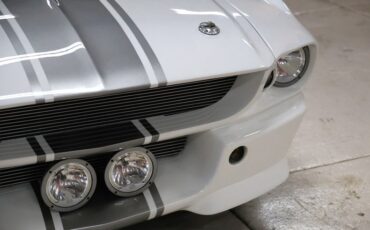 Ford-Mustang-1967-Wimbledon-White-Black-ampamp-Gray-8