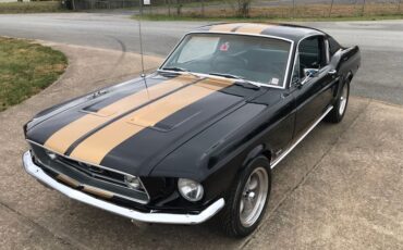 Ford-Mustang-1968-Black-Black-4