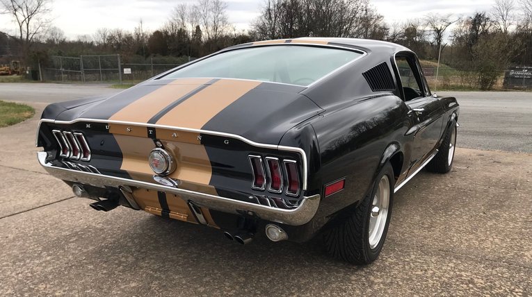 Ford-Mustang-1968-Black-Black-8