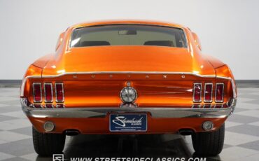 Ford-Mustang-1968-Fastback-10
