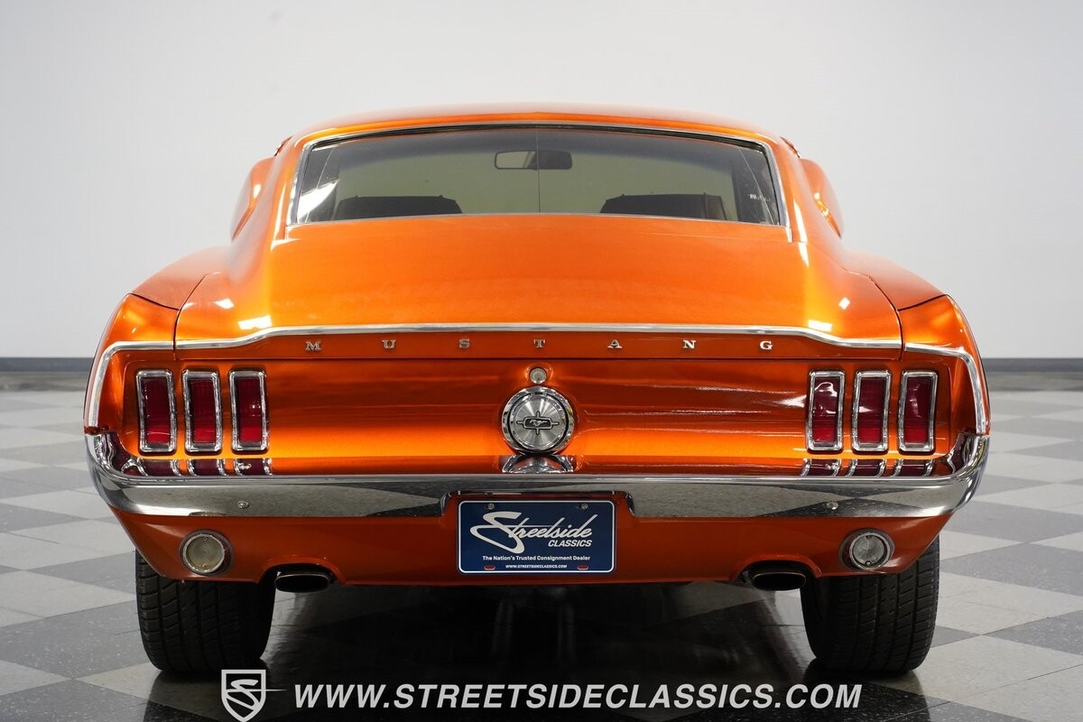 Ford-Mustang-1968-Fastback-10
