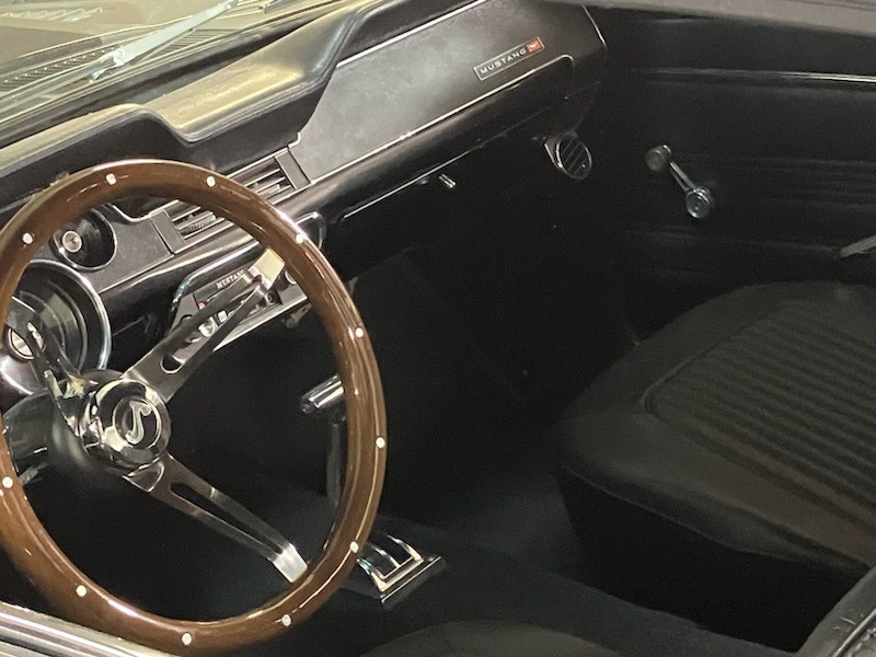 Ford-Mustang-1968-Fastback-15