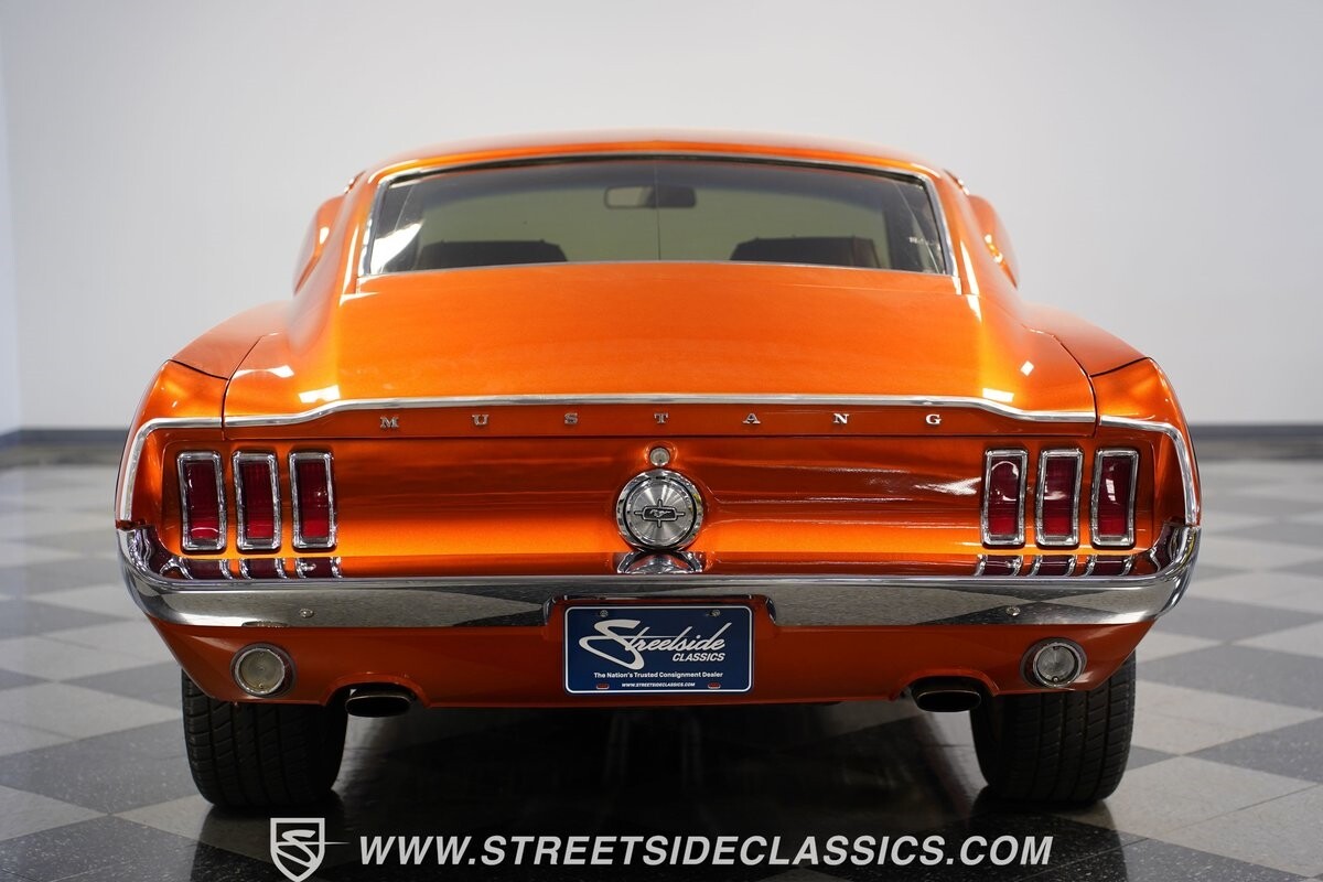 Ford-Mustang-1968-Fastback-25