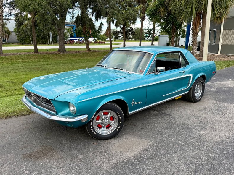 Ford-Mustang-1968-Gulfstream-Aqua-Black