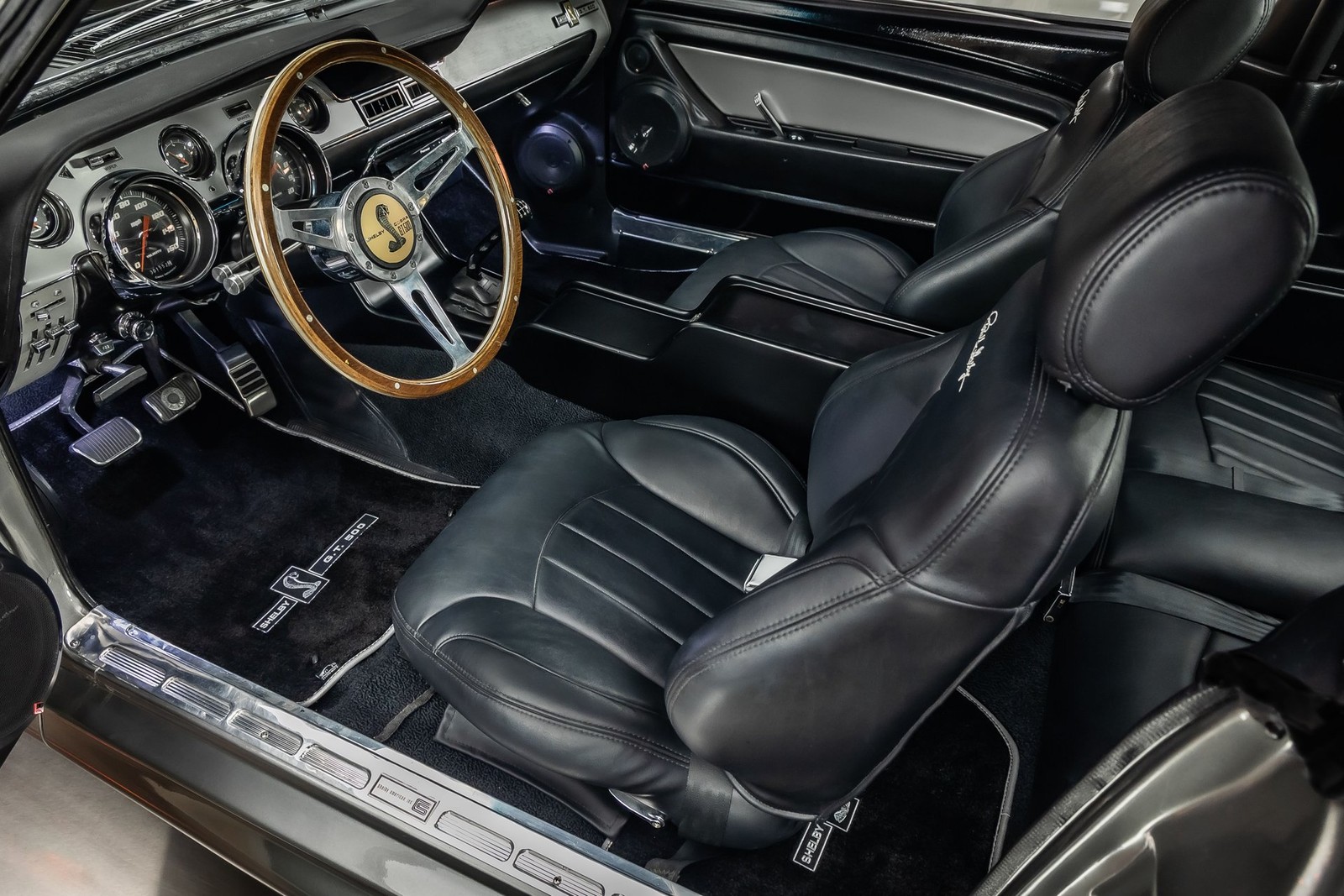 Ford-Mustang-1968-Other-2