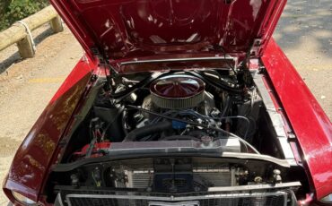 Ford-Mustang-1968-Red-Black-2