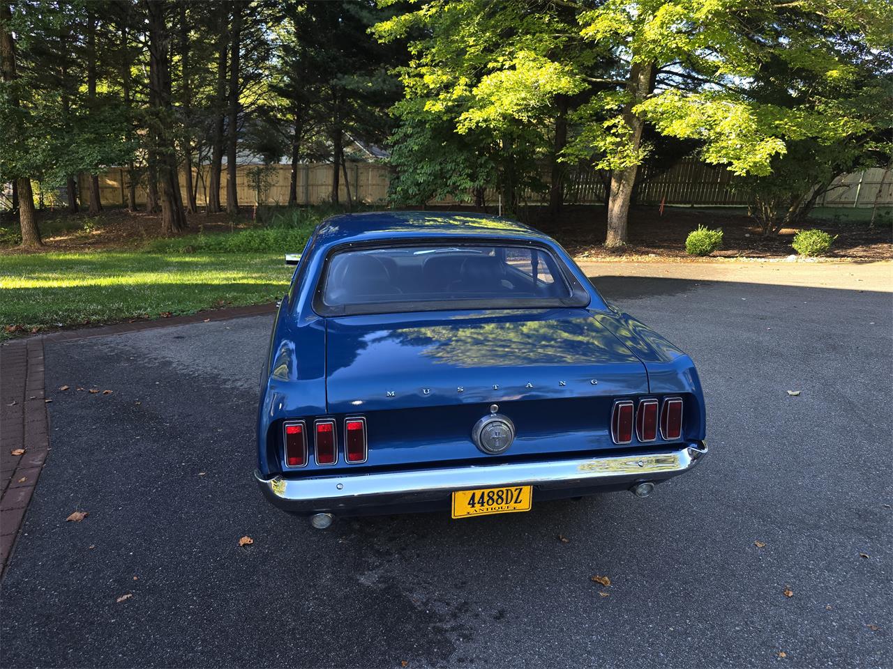 Ford-Mustang-1969-Blue-Black-2