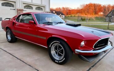 Ford-Mustang-1969-Candy-Apple-Red-Black