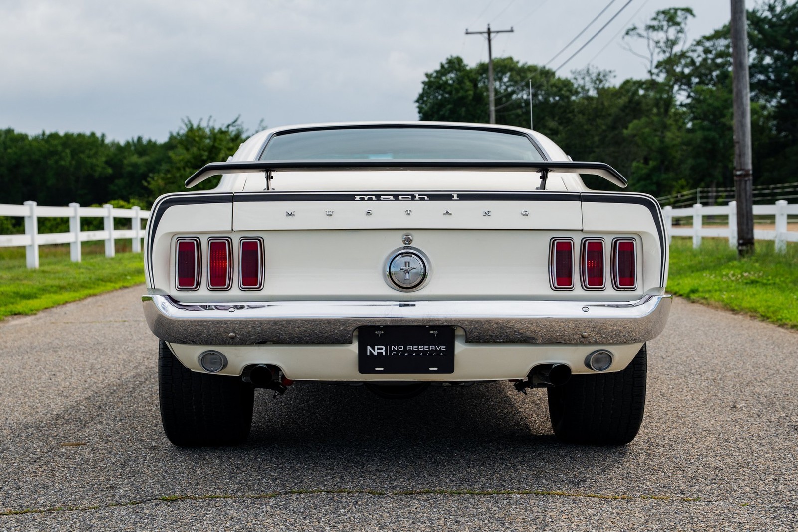 Ford-Mustang-1969-Coupe-13
