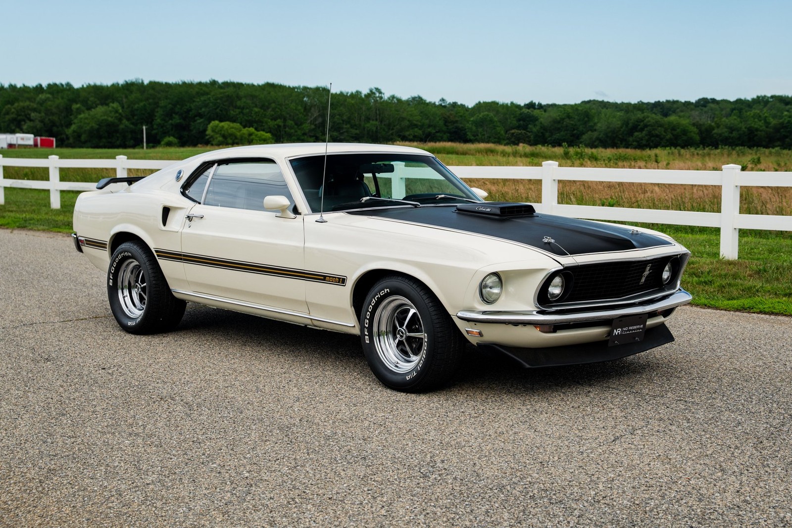 Ford-Mustang-1969-Coupe-16