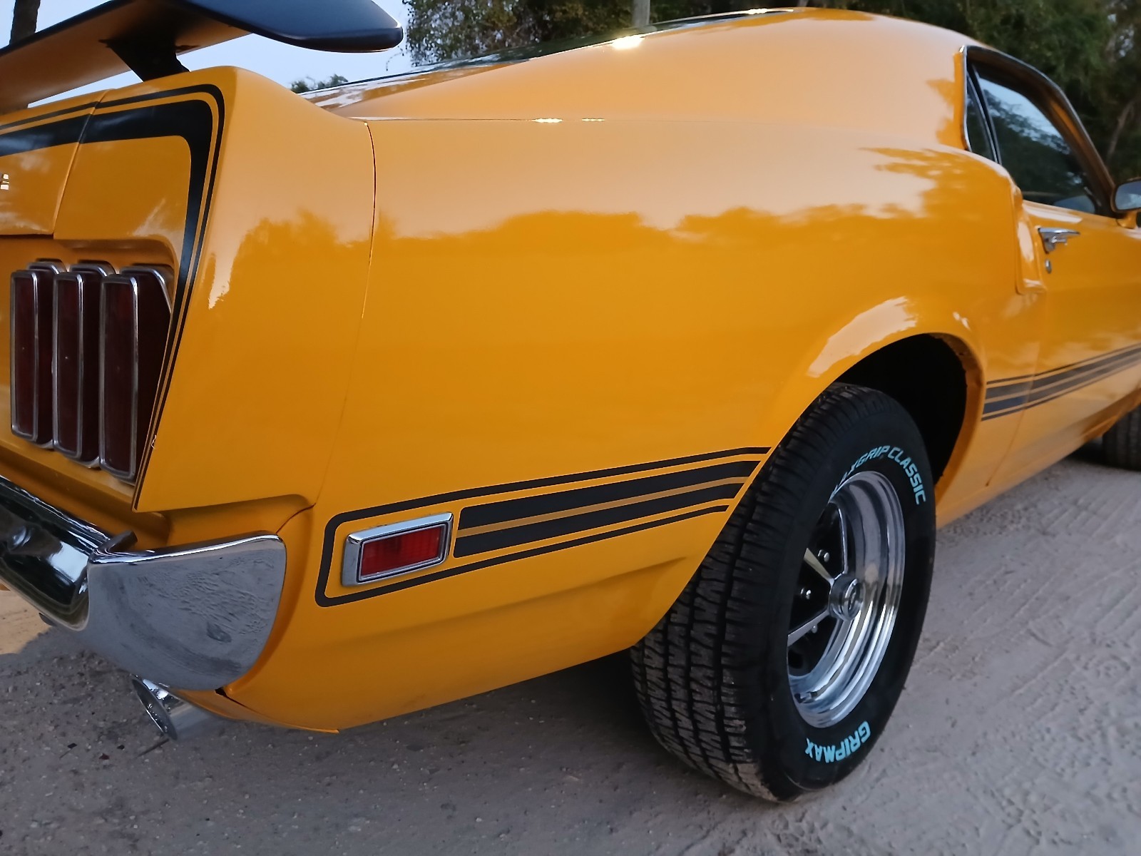 Ford-Mustang-1969-Fastback-5