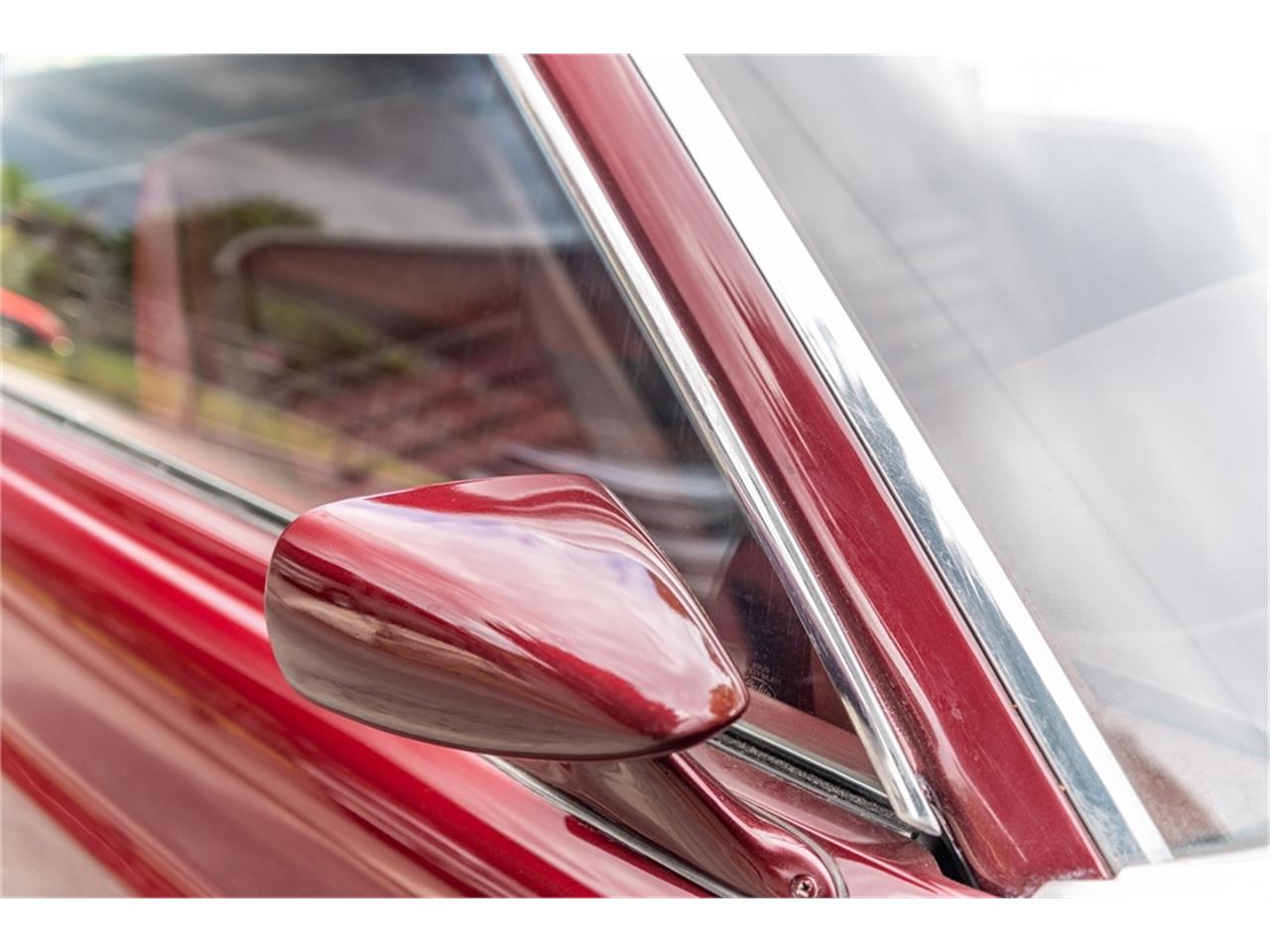 Ford-Mustang-1969-Toreador-Red-Red-CorinthianRed-Clarion-Knit-2