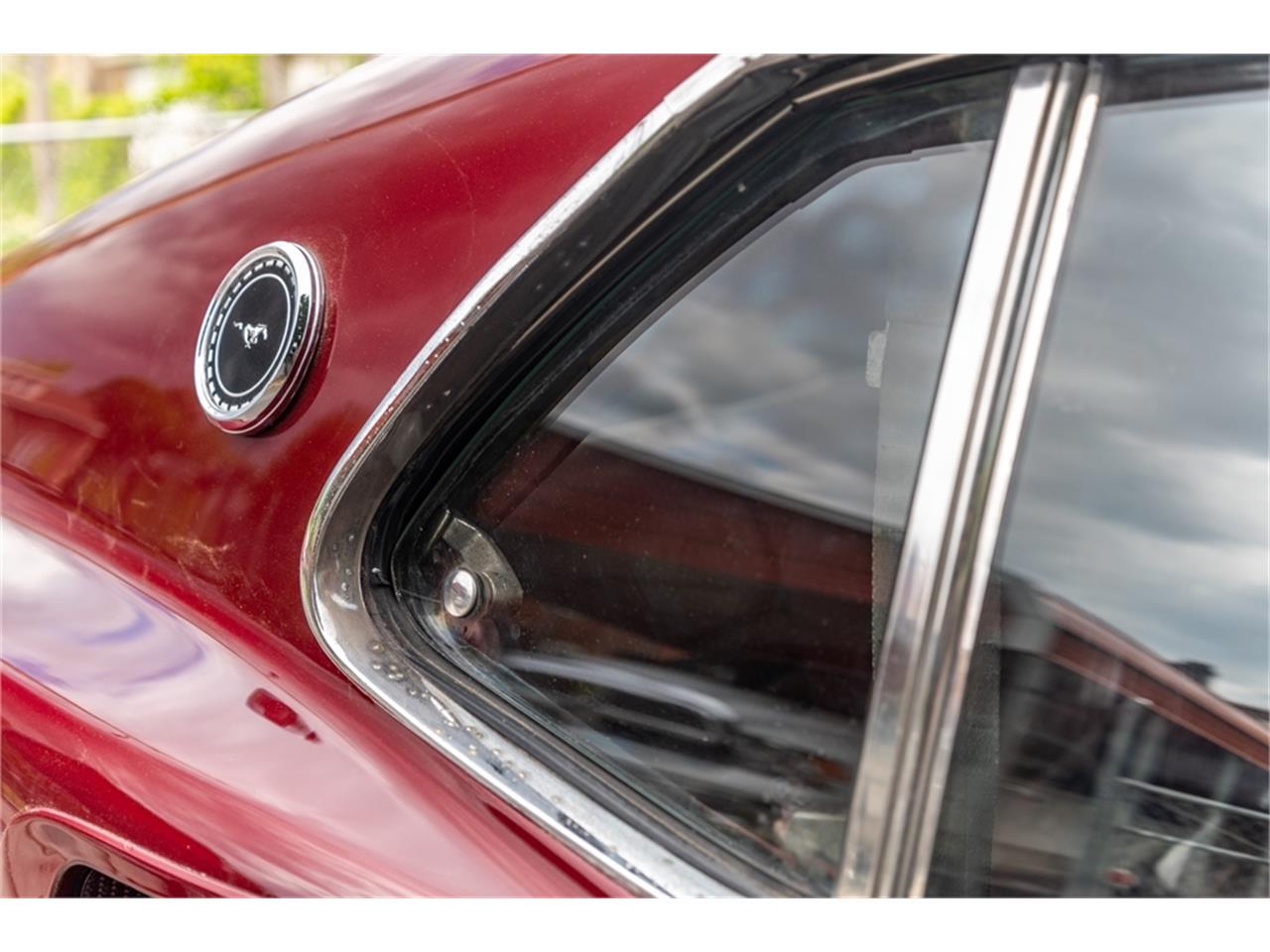 Ford-Mustang-1969-Toreador-Red-Red-CorinthianRed-Clarion-Knit-22