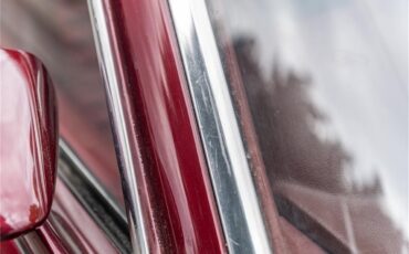 Ford-Mustang-1969-Toreador-Red-Red-CorinthianRed-Clarion-Knit-23