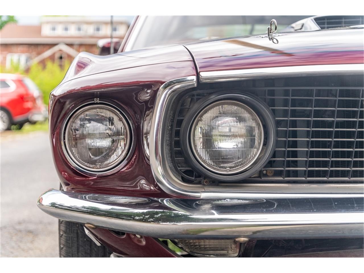 Ford-Mustang-1969-Toreador-Red-Red-CorinthianRed-Clarion-Knit-35