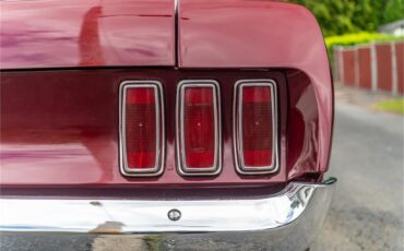 Ford-Mustang-1969-Toreador-Red-Red-CorinthianRed-Clarion-Knit-37