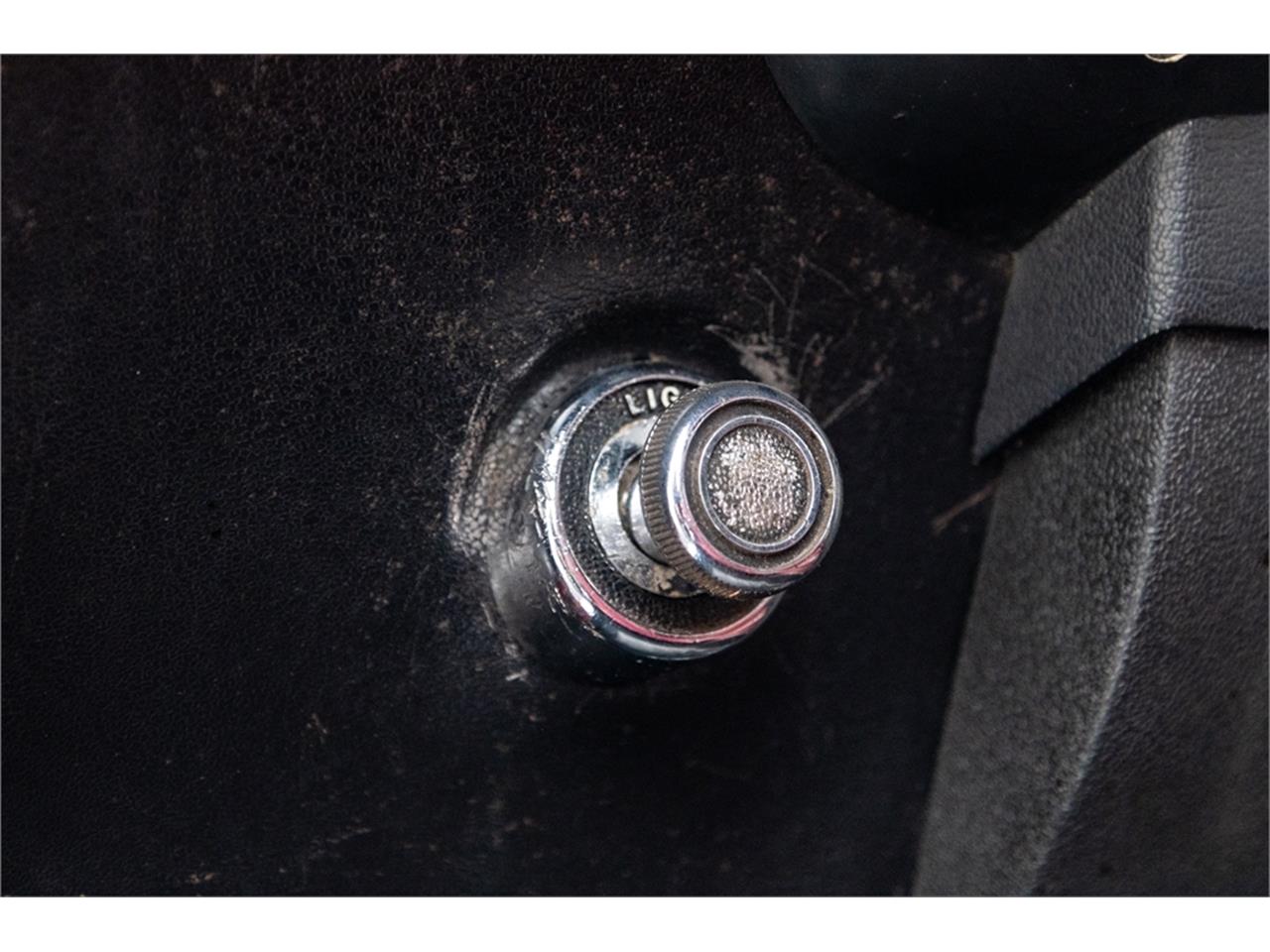 Ford-Mustang-1969-Toreador-Red-Red-CorinthianRed-Clarion-Knit-55