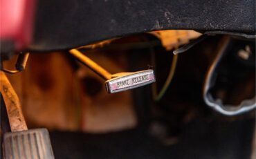 Ford-Mustang-1969-Toreador-Red-Red-CorinthianRed-Clarion-Knit-56