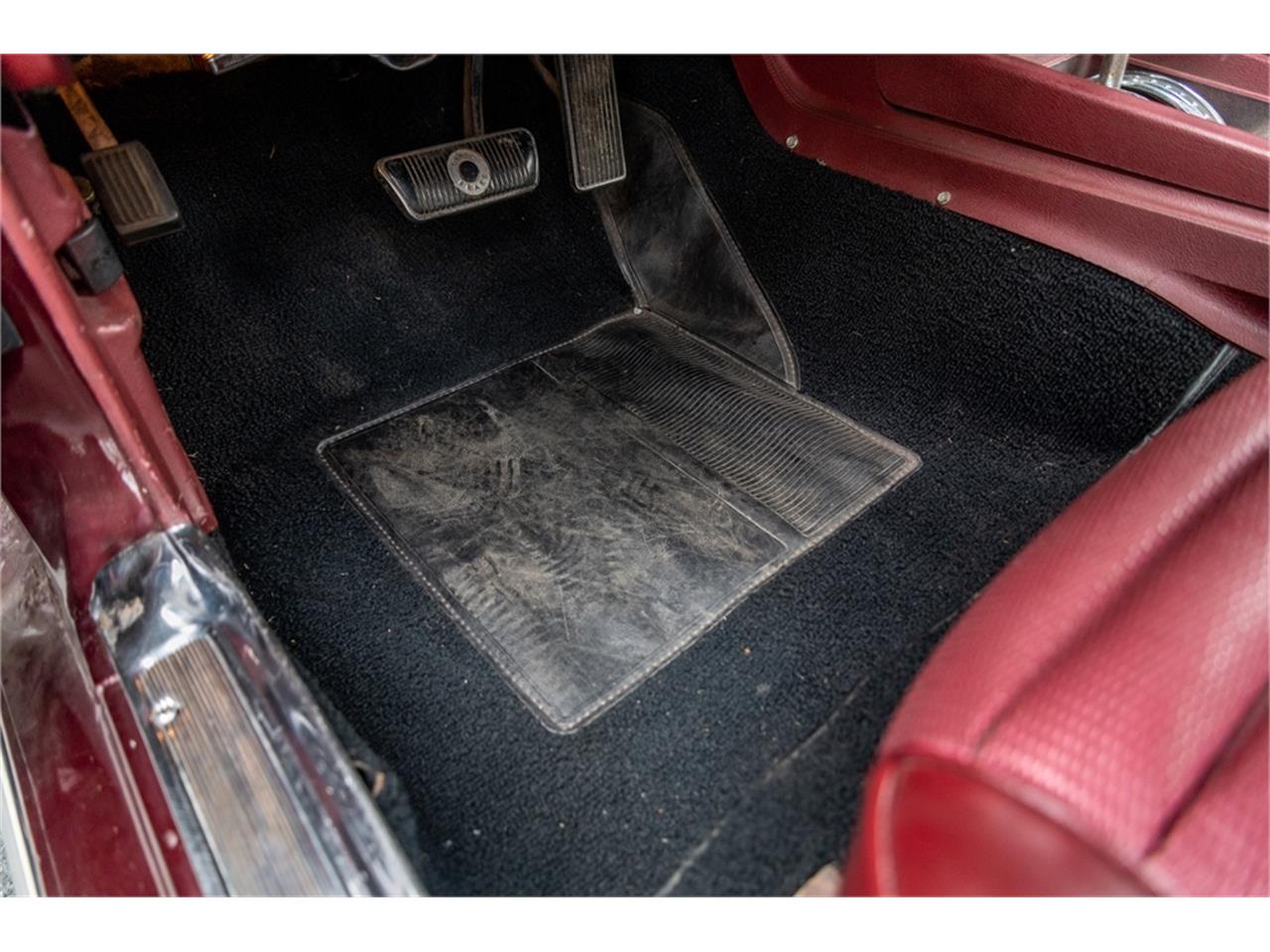 Ford-Mustang-1969-Toreador-Red-Red-CorinthianRed-Clarion-Knit-57