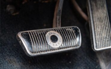 Ford-Mustang-1969-Toreador-Red-Red-CorinthianRed-Clarion-Knit-58