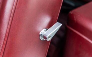 Ford-Mustang-1969-Toreador-Red-Red-CorinthianRed-Clarion-Knit-64