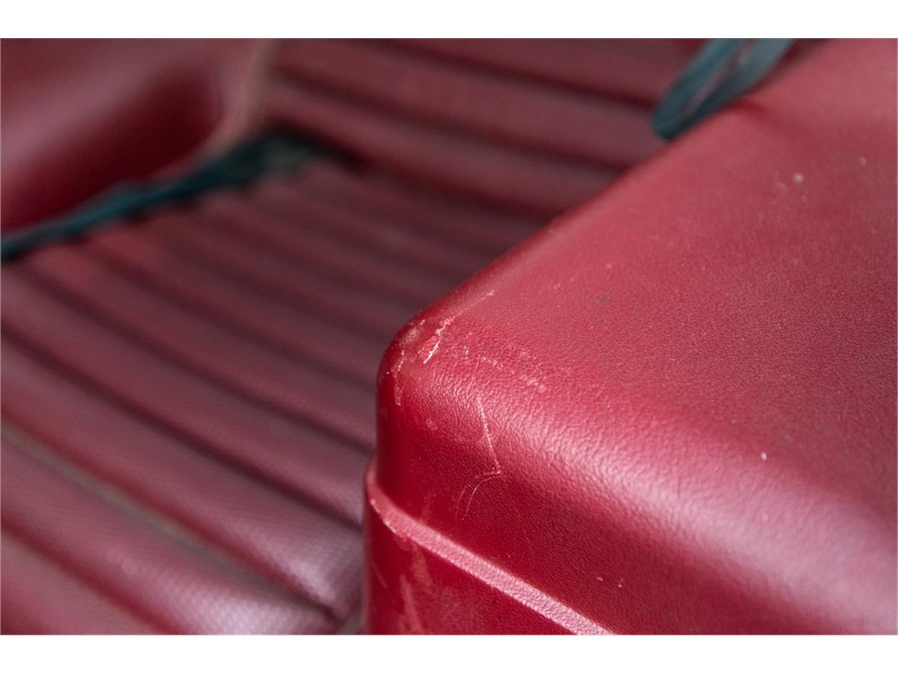 Ford-Mustang-1969-Toreador-Red-Red-CorinthianRed-Clarion-Knit-65