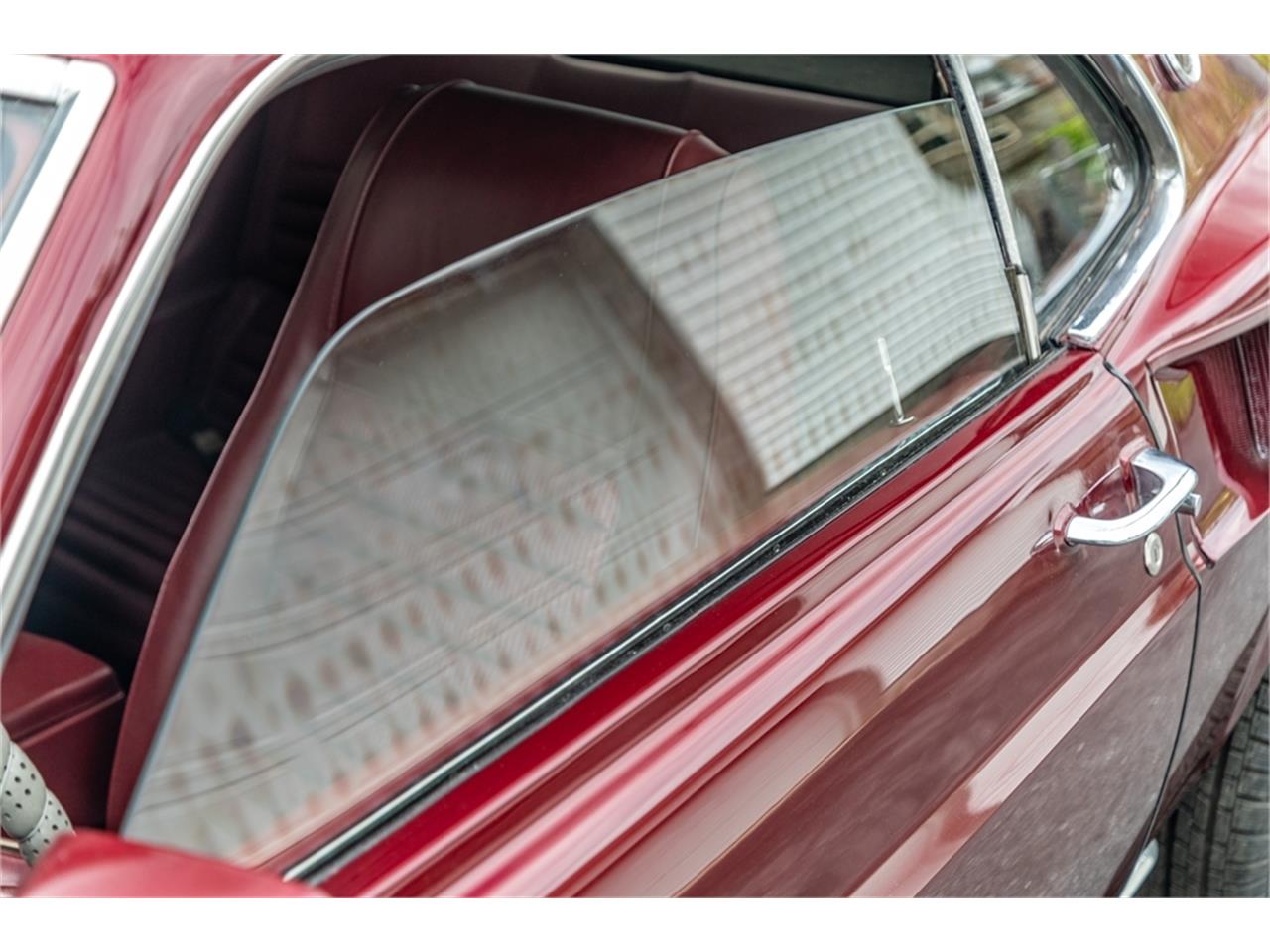 Ford-Mustang-1969-Toreador-Red-Red-CorinthianRed-Clarion-Knit-78