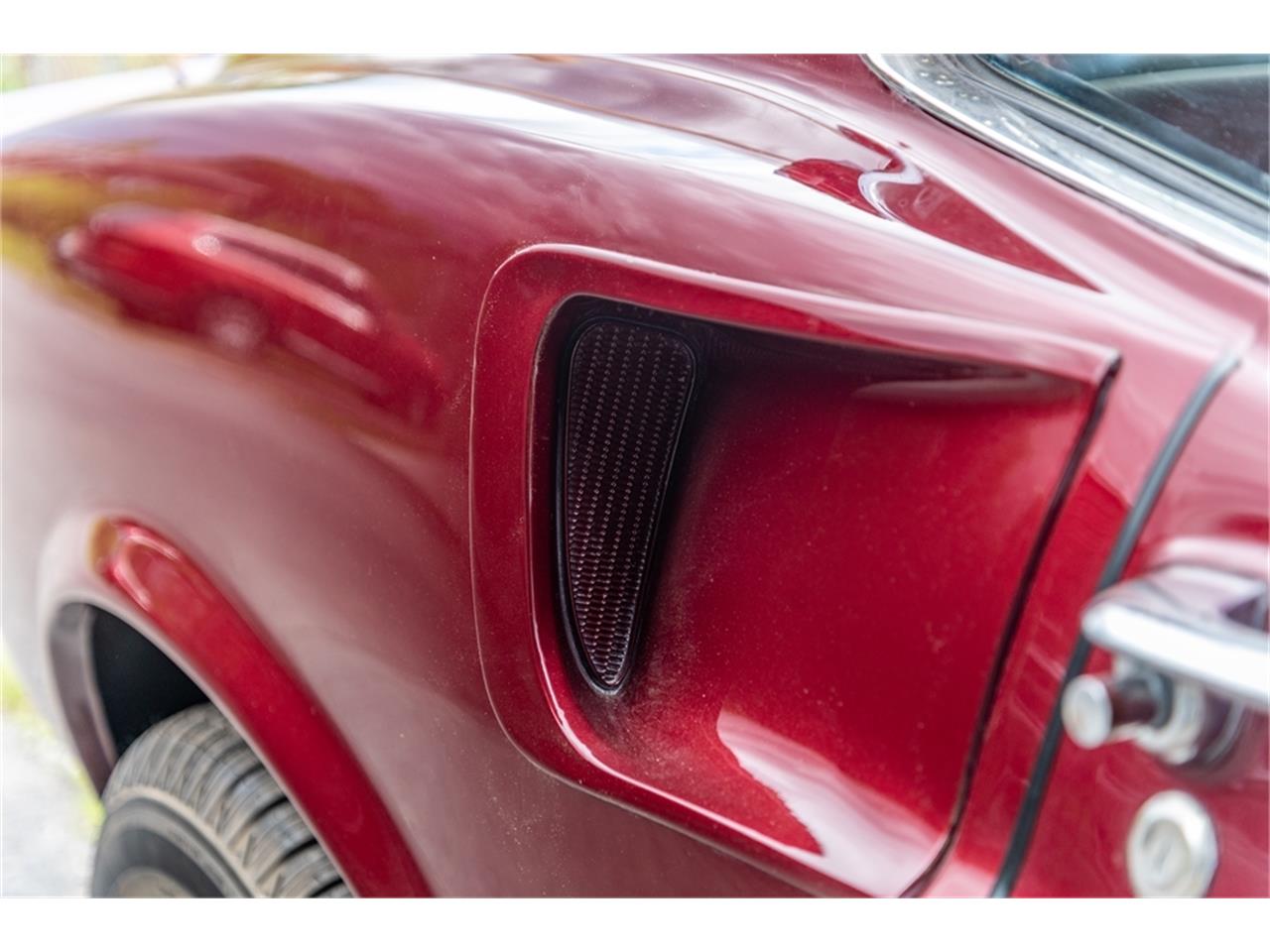 Ford-Mustang-1969-Toreador-Red-Red-CorinthianRed-Clarion-Knit-82