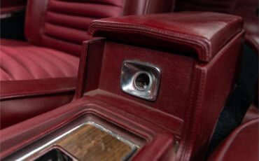 Ford-Mustang-1969-Toreador-Red-Red-CorinthianRed-Clarion-Knit-91